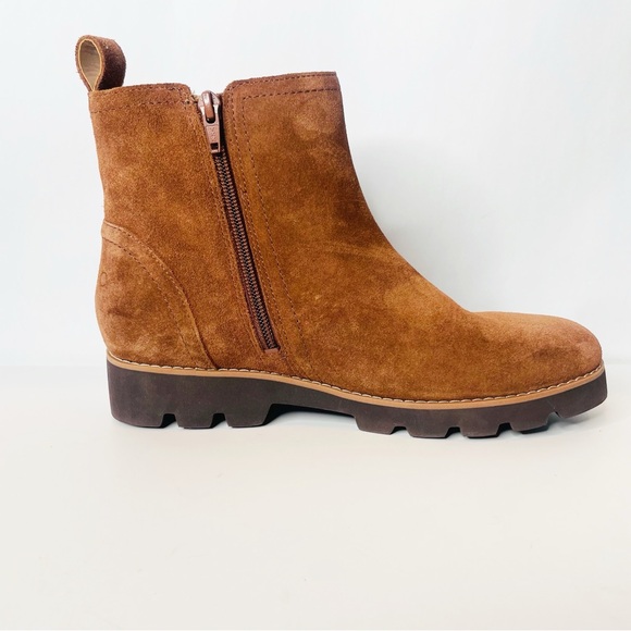 Vionic Brighton Suede Zip Ankle Bootie Size 7.5 - Picture 4 of 11